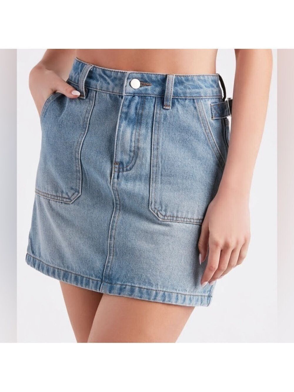 CASUAL TRENDY STYLE DENIM MINI SKIRT SZ LARGE